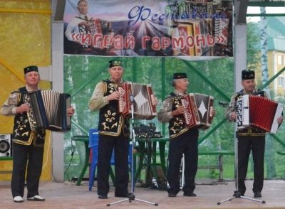  Бавлинцы выступили на фестивале гармонистов юго-востока Татарстана