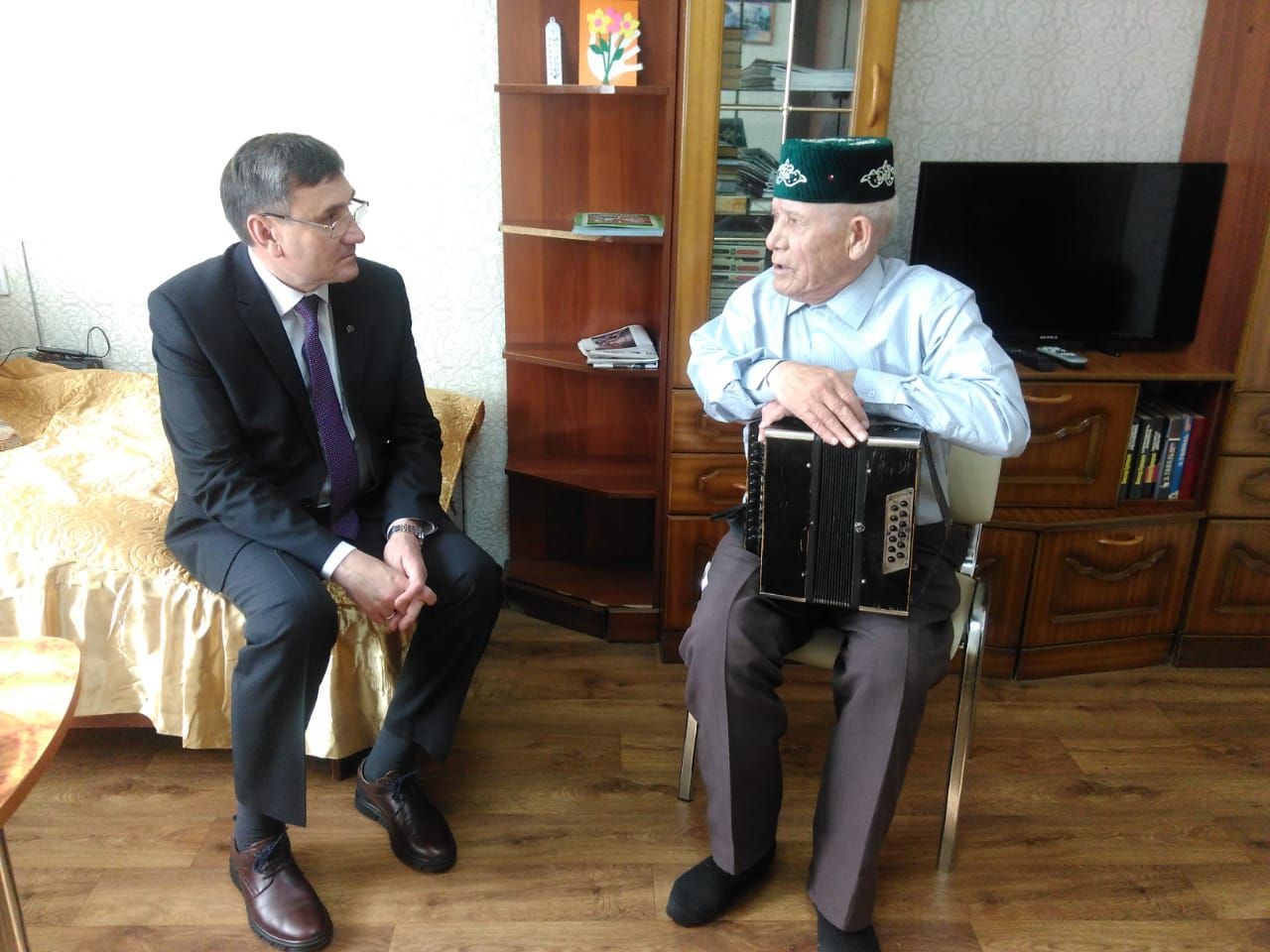 Бавлинец Искандар Заляев отмечает 90-летний юбилей