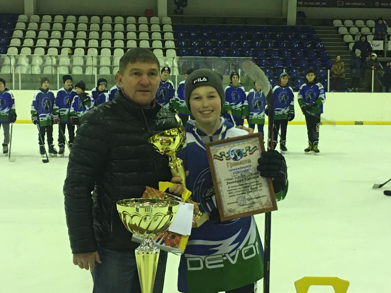 Бавлинские хоккеисты стали серебряными призерами под Новый год