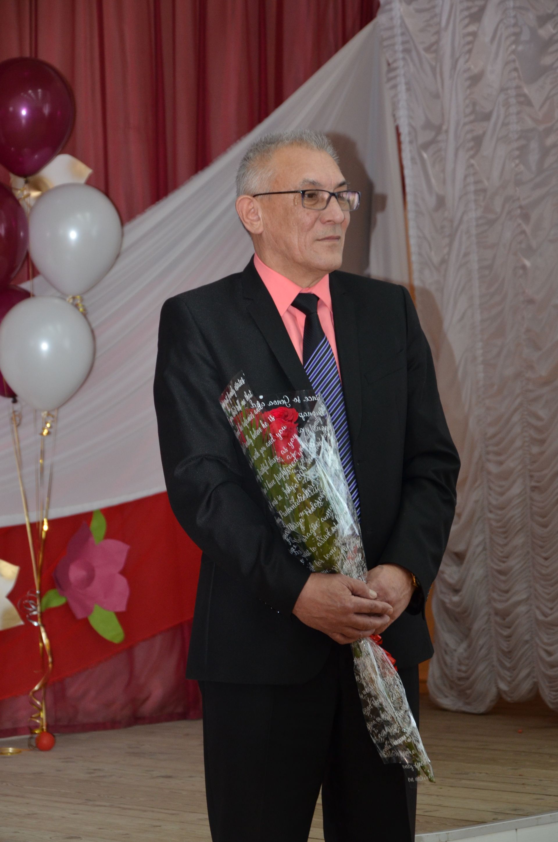 Старейшая школа Бавлов отметила 90-летний юбилей
