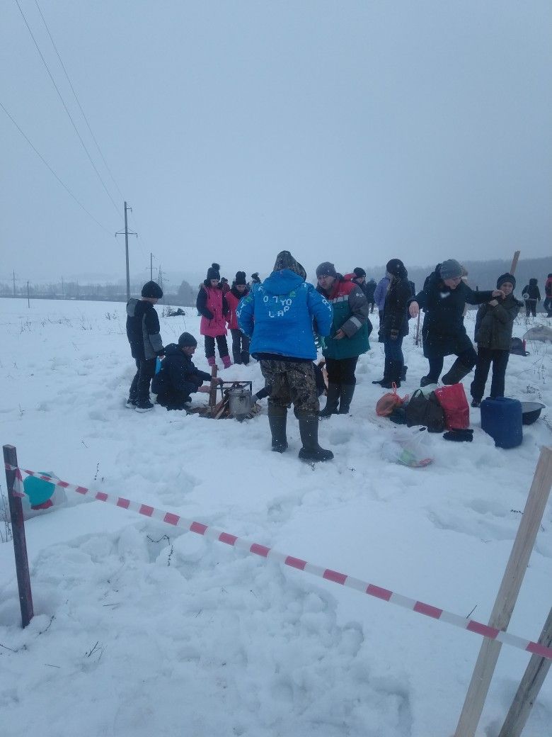 Бавлинские школьники приняли участие в игре "Зарница"