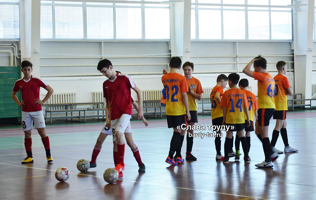 В Бавлах проходит Кубок Татарстана по мини-футболу