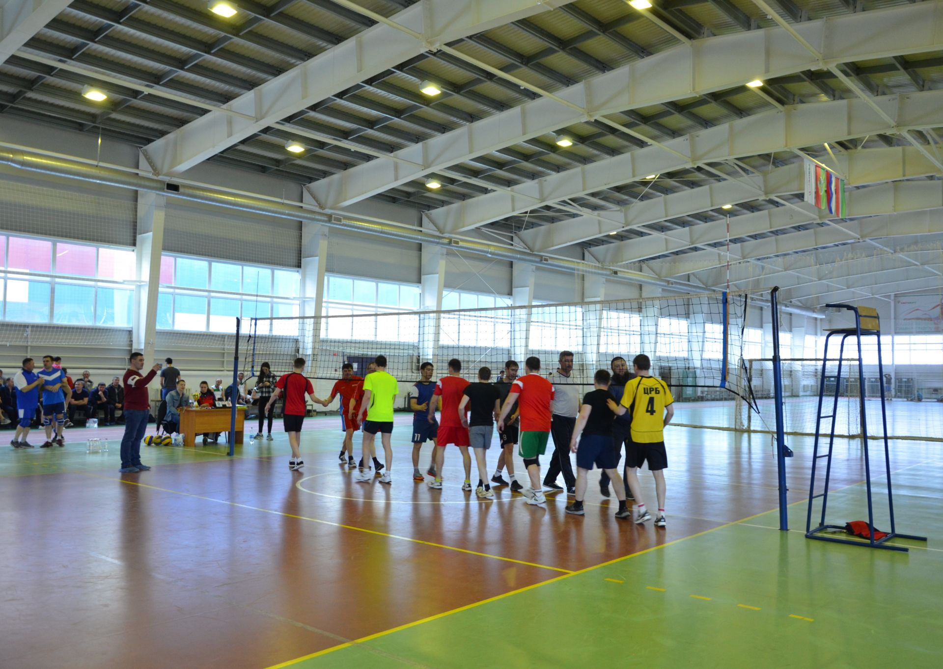 Бавлинские волейболисты-сельчане возрождают добрую традицию