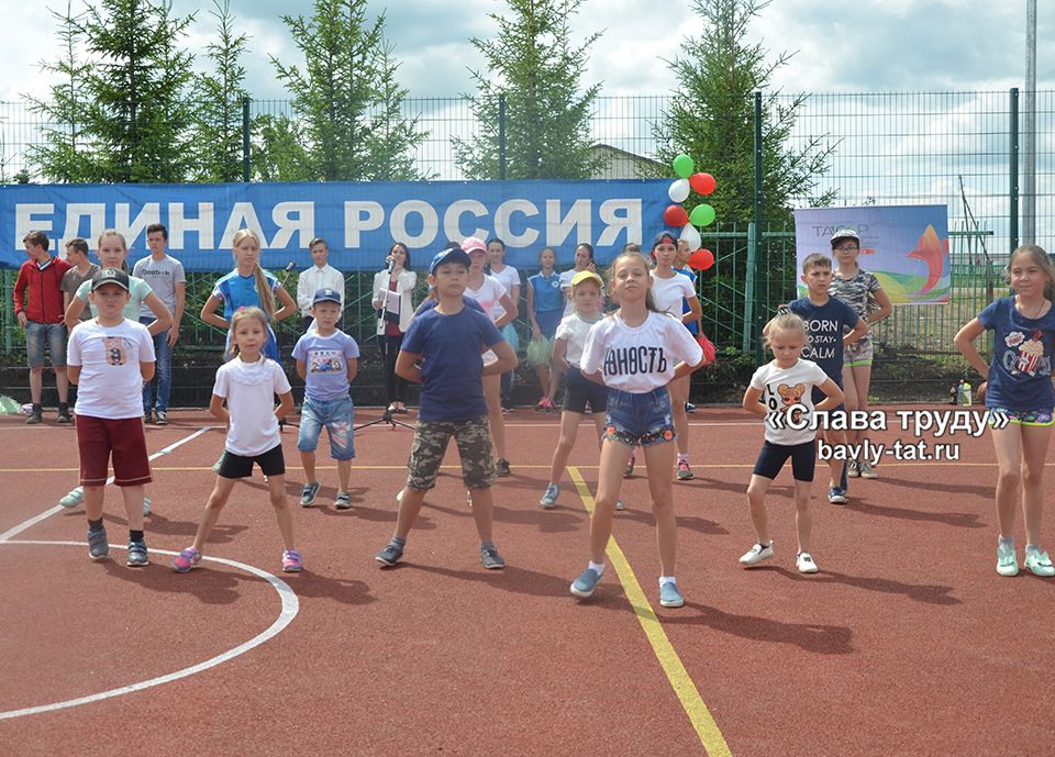 В селе Покровский Урустамак Бавлинского района открылась универсальная спортплощадка