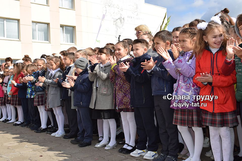 Прозвенел звонок, учиться пора