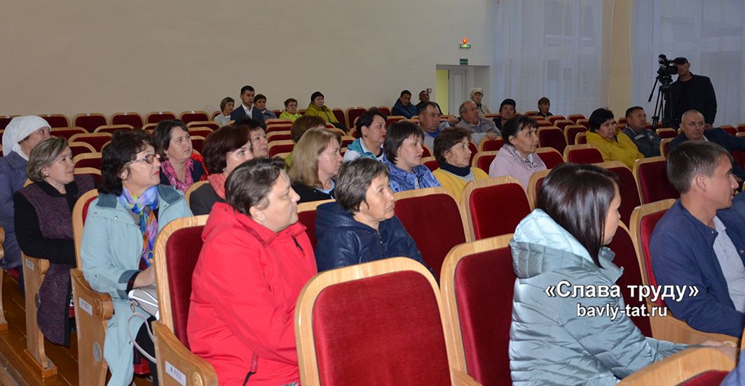 «Нужно нам стараться сообща»: глава Бавлинского района встретился с избирателями села Кзыл-Яр