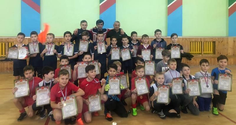 Бавлинские футболисты победили в турнире Деда Мороза