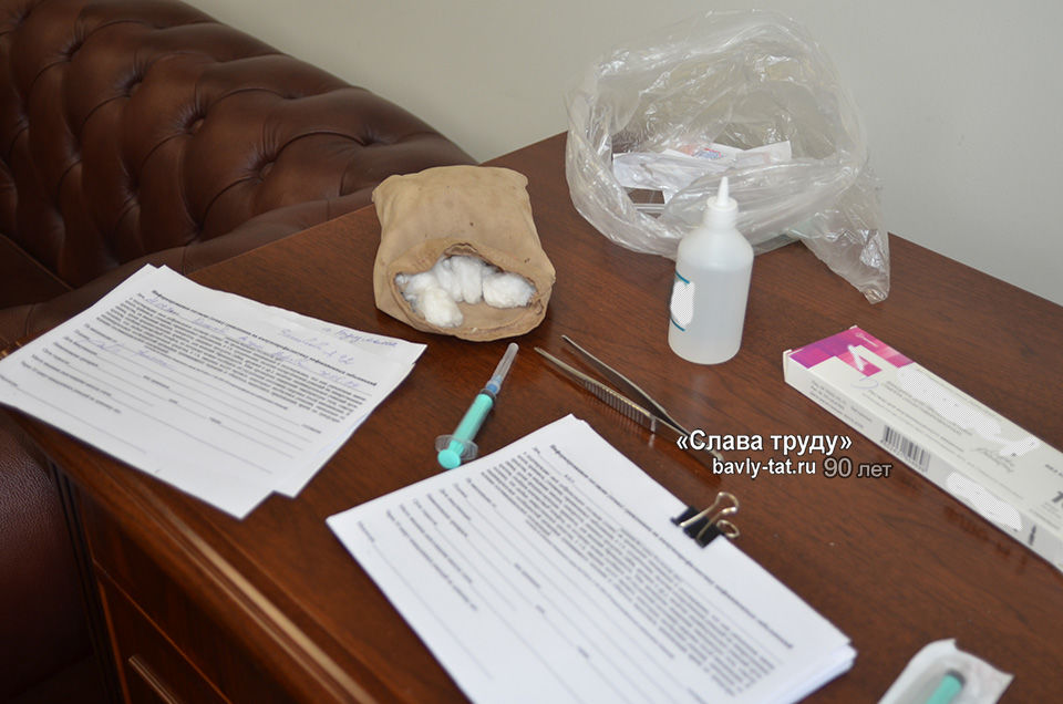 Глава Бавлинского  муниципального района привился от гриппа