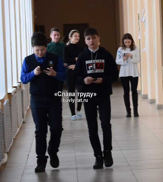Школьники Бавлов уходят на каникулы. Детсады работают в обычном режиме