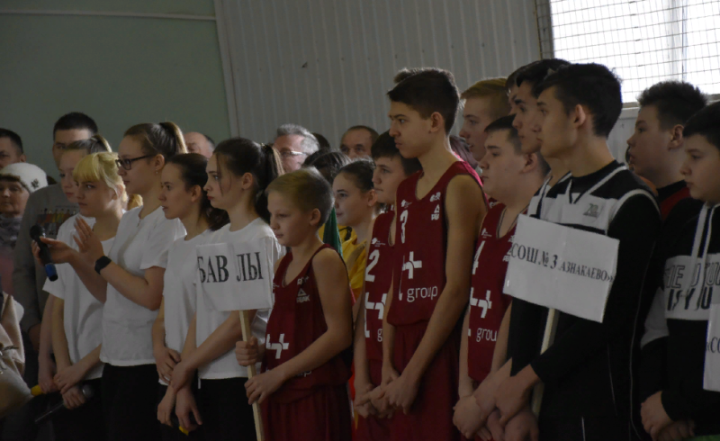 Баскетболисты Бавлов первенствовали в турнире в честь героя