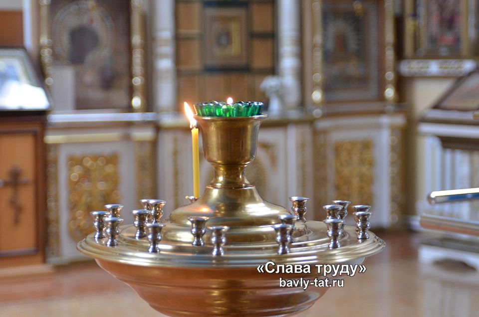 В храмах Бавлов предпринимаются дополнительные санитарные меры