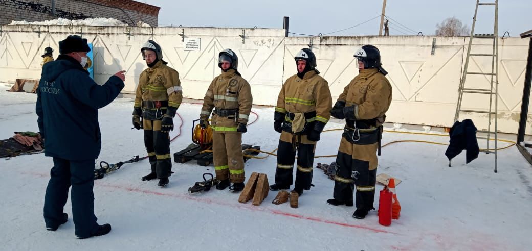 Бавлинские спасатели участвовали в соревнованиях в Альметьевске