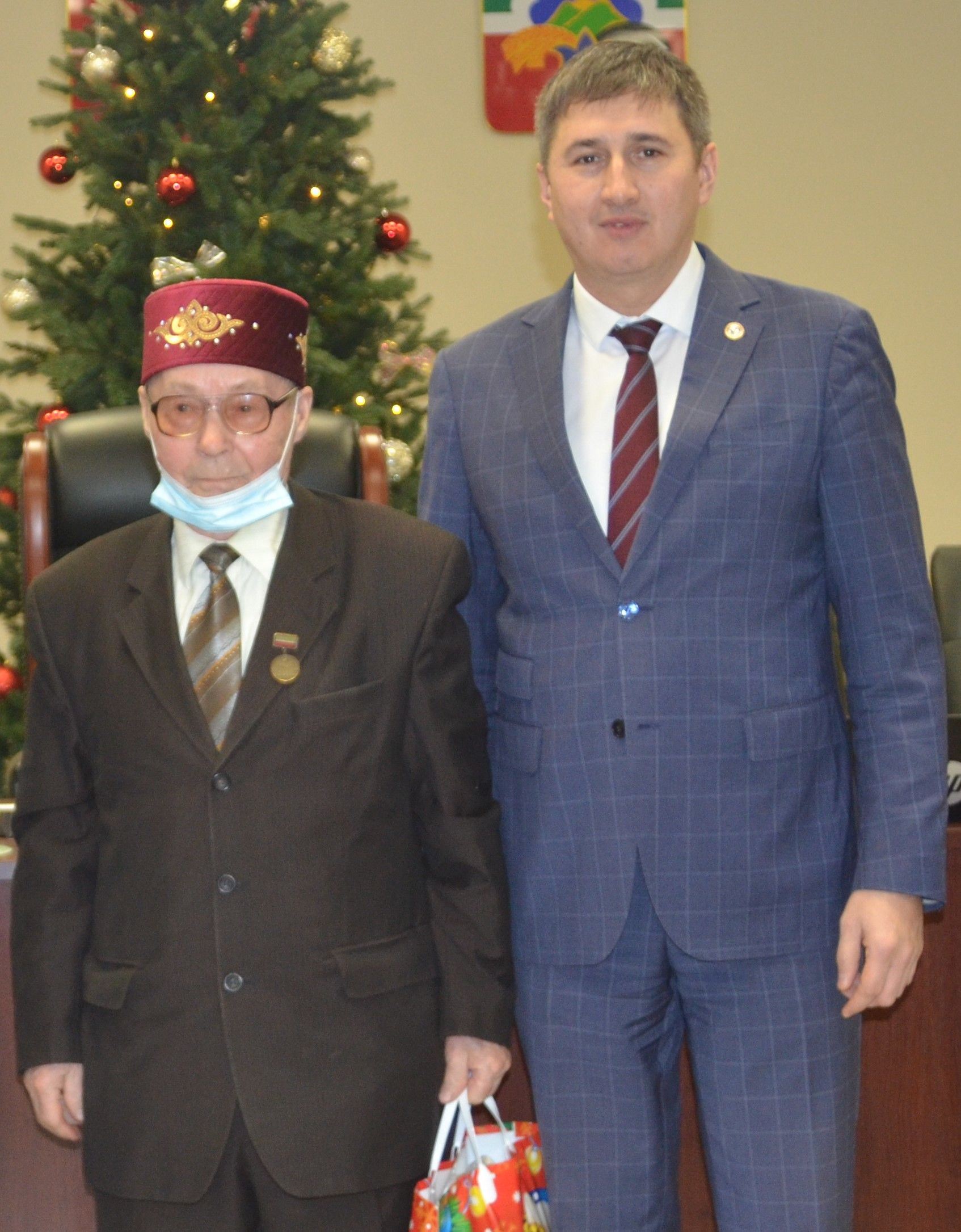 Глава администрации Бавлинского района встретился с ветеранами