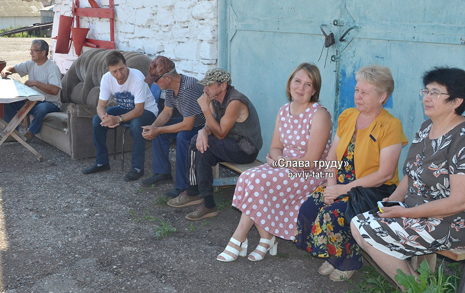 Кызылъярның авыл хуҗалыгы хезмәтчәннәре концерт карады