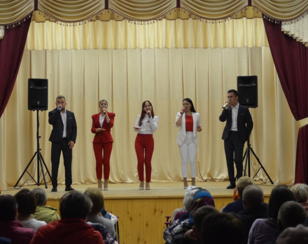 В Бавлинских селах прошли концерты знаменитого удмуртского ансамбля