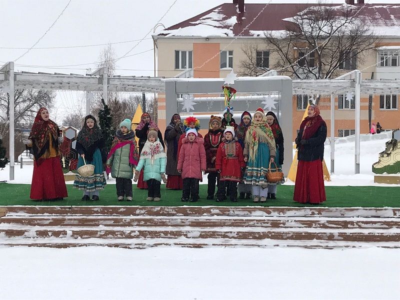 В Бавлах прошли праздничные гуляния, посвященные православному празднику Рождества Христова