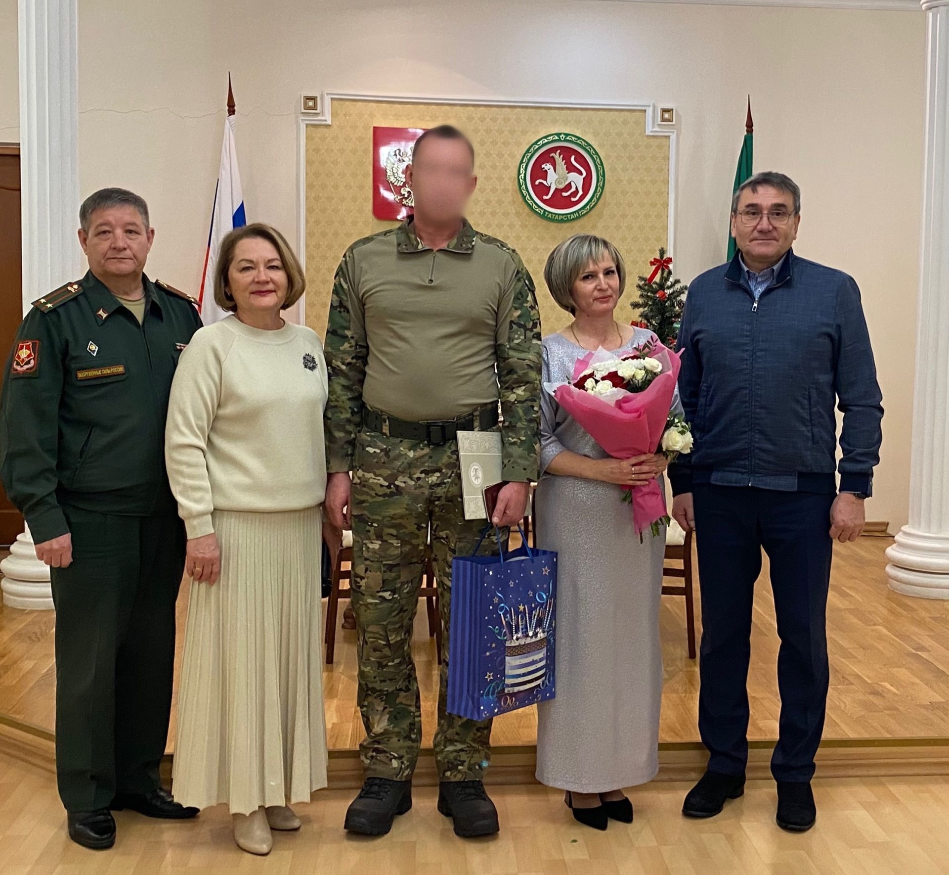 В бавлинском ЗАГСе зарегистрирован брак участника СВО и его возлюбленной