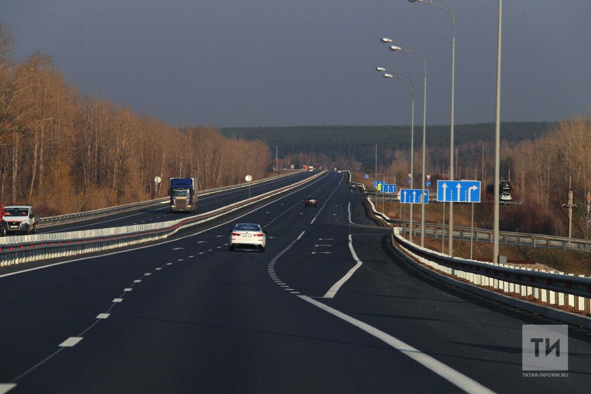 С полос отвода автодорог РТ собрано более 1,5 тыс. кубометров мусора