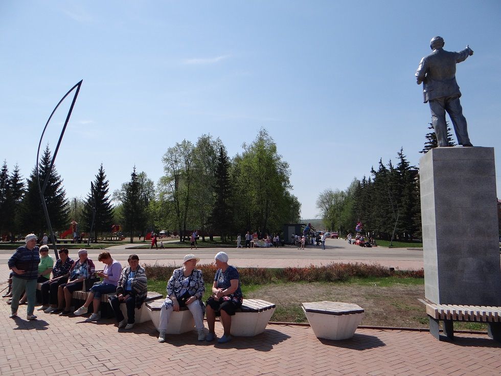 Первомай в Бавлах: фотогалерея с празднования Дня труда в Бавлинском районе