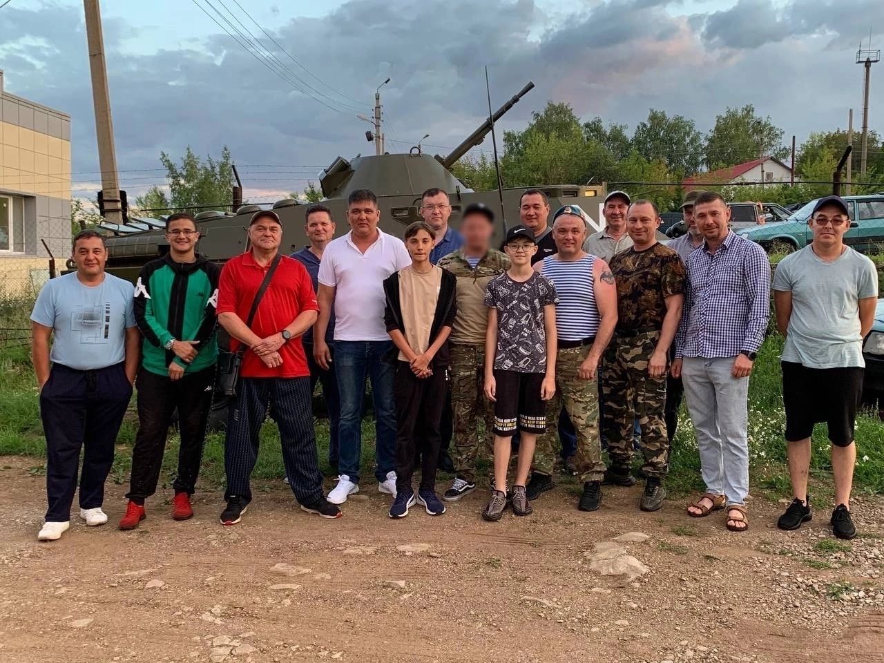 Бавлинская молодёжь встретилась с участником СВО