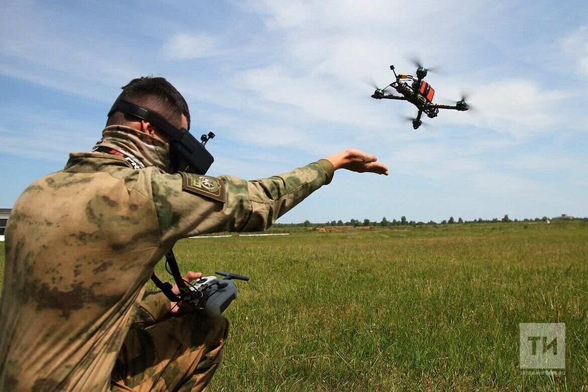 На полигоне под Оренбургом проходят обучение артиллеристы-контрактники из Татарстана