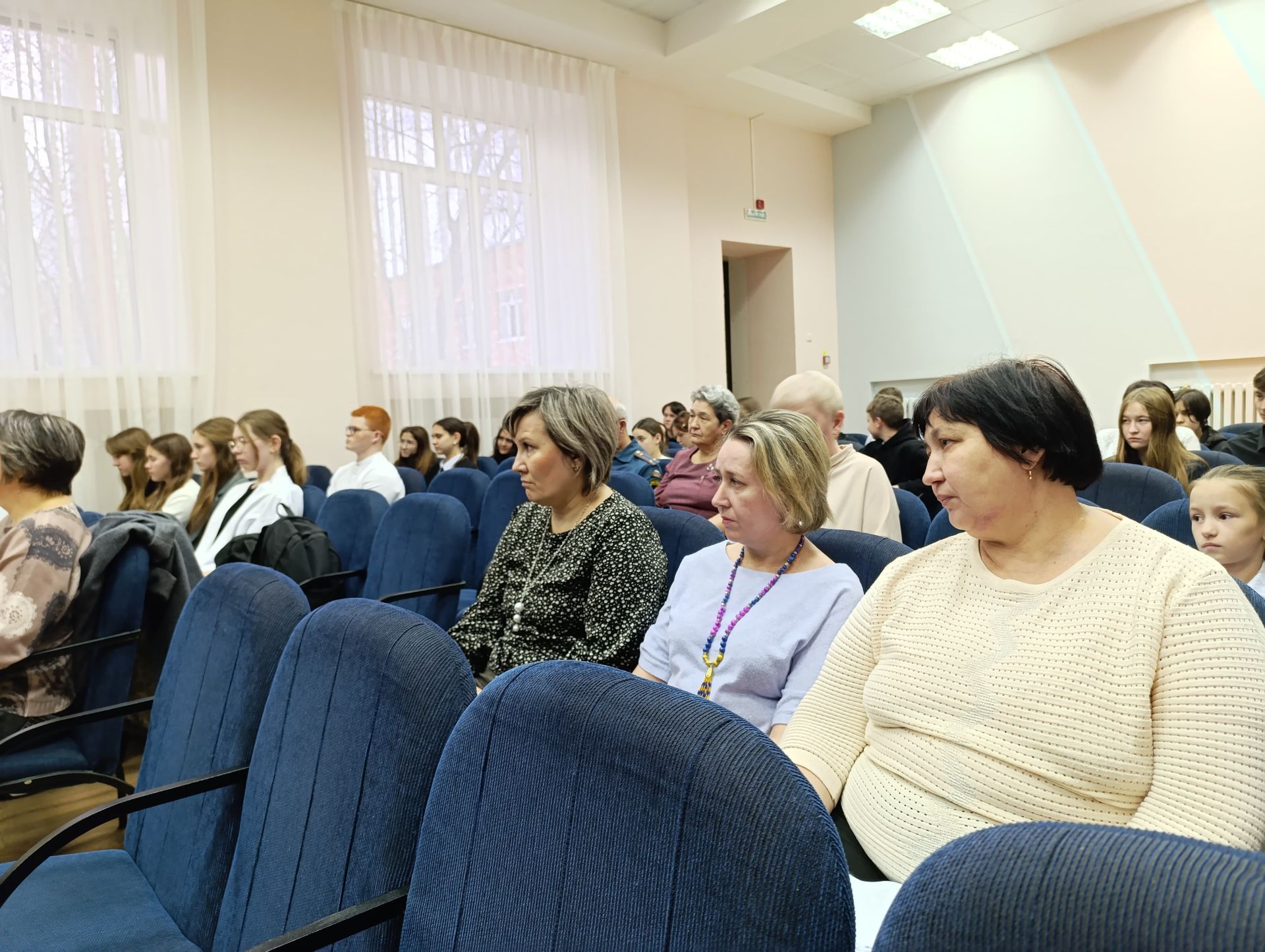 Бавлинским школьникам рассказали о ВИЧ-инфекции