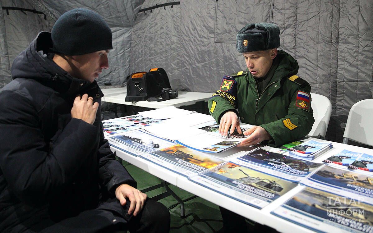 С января в РТ размер выплаты за заключение контракта с Минобороны РФ увеличится