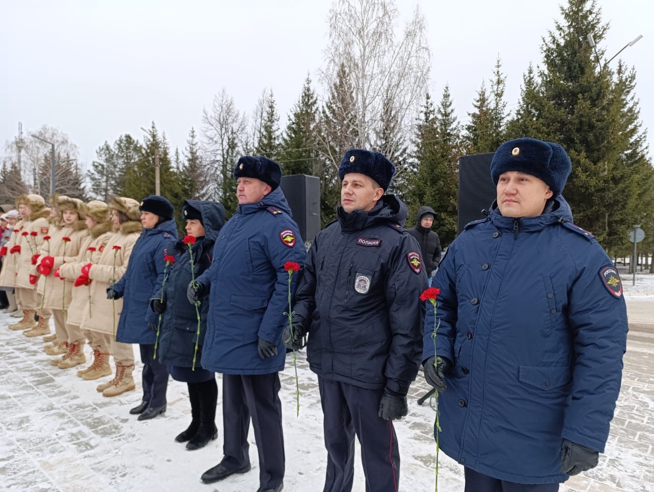 В честь Дня Героев Отечества в Бавлах прошёл митинг