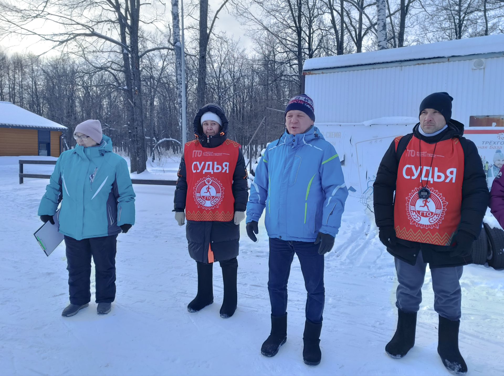 Трудовые коллективы Бавлинского района встали на лыжи