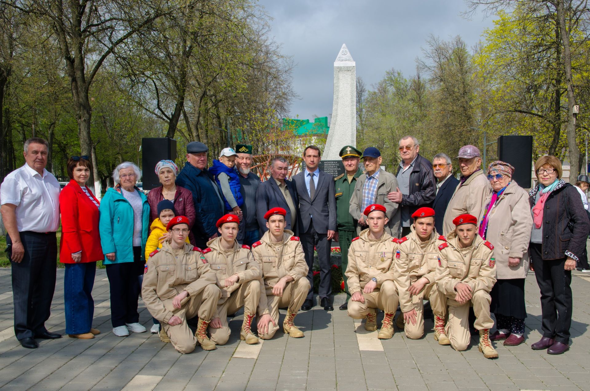 Жители Бавлов почтили память жертв Чернобыльской катастрофы