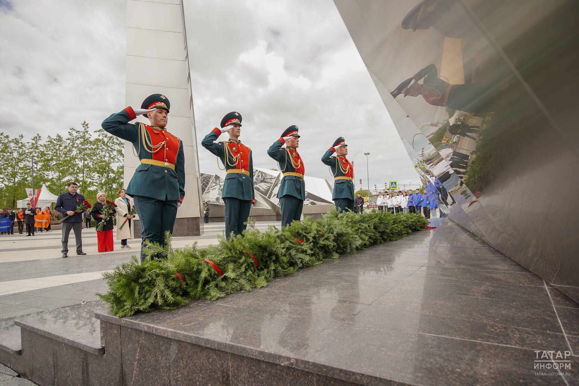 Казань и Зеленодольск — города трудовой доблести