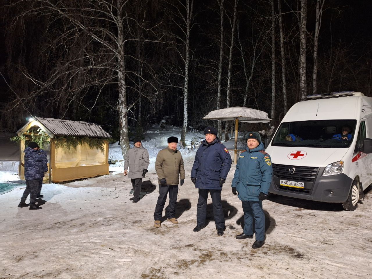 Сотрудники МЧС призывают быть предельно осторожными во время крещенских купаний