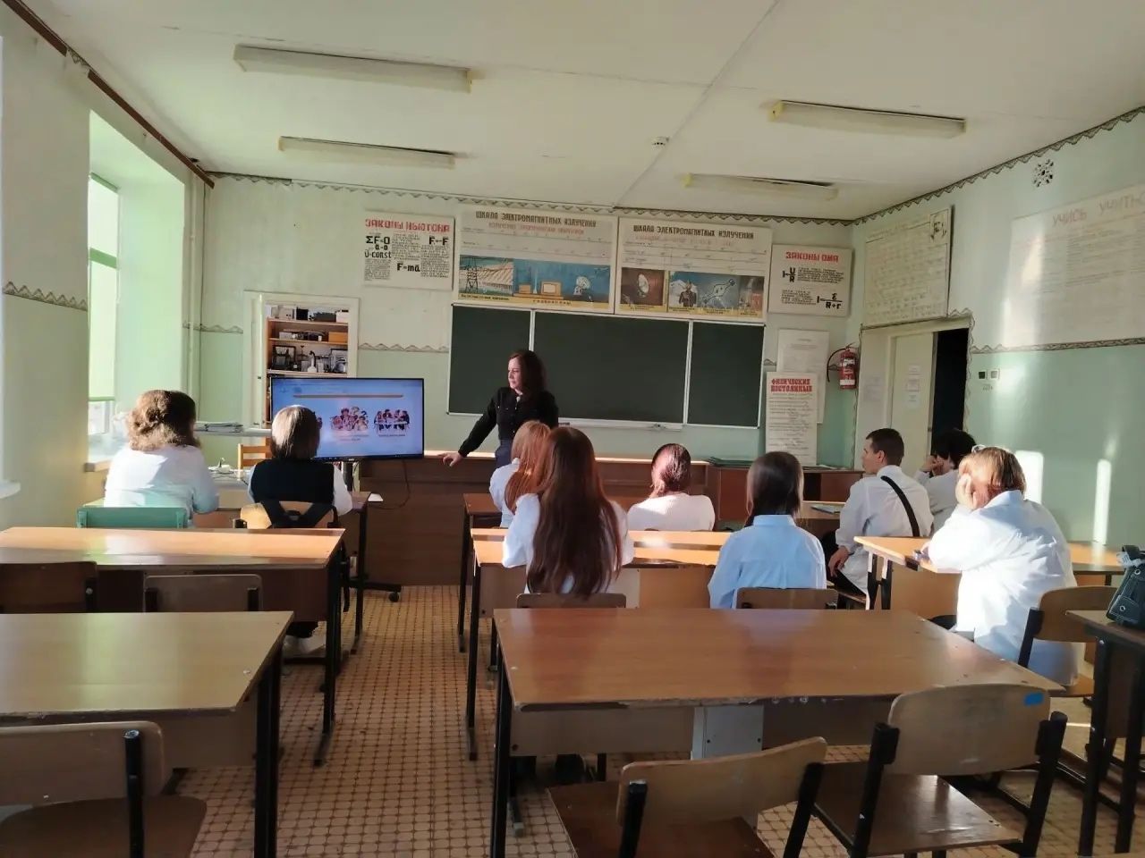 Студенты Бавлинского политехнического техникума обсудили, что значит быть лидером