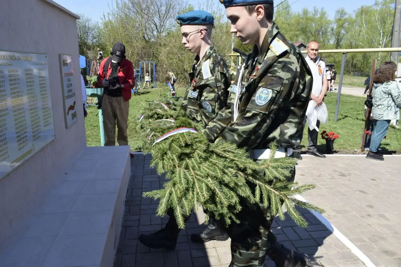 В селе Удмуртские Ташлы открылась Аллея Памяти героям СВО