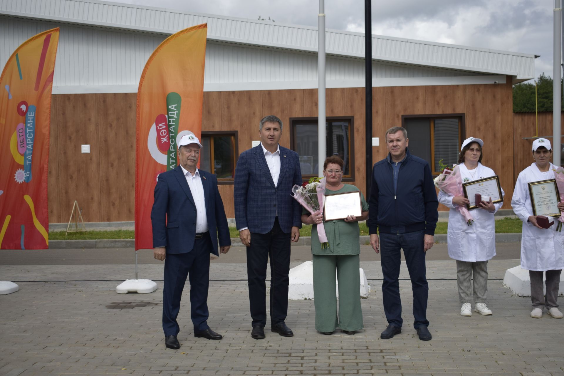 Баулы районында машина белән сыер саву операторларының  бәйгесе узды