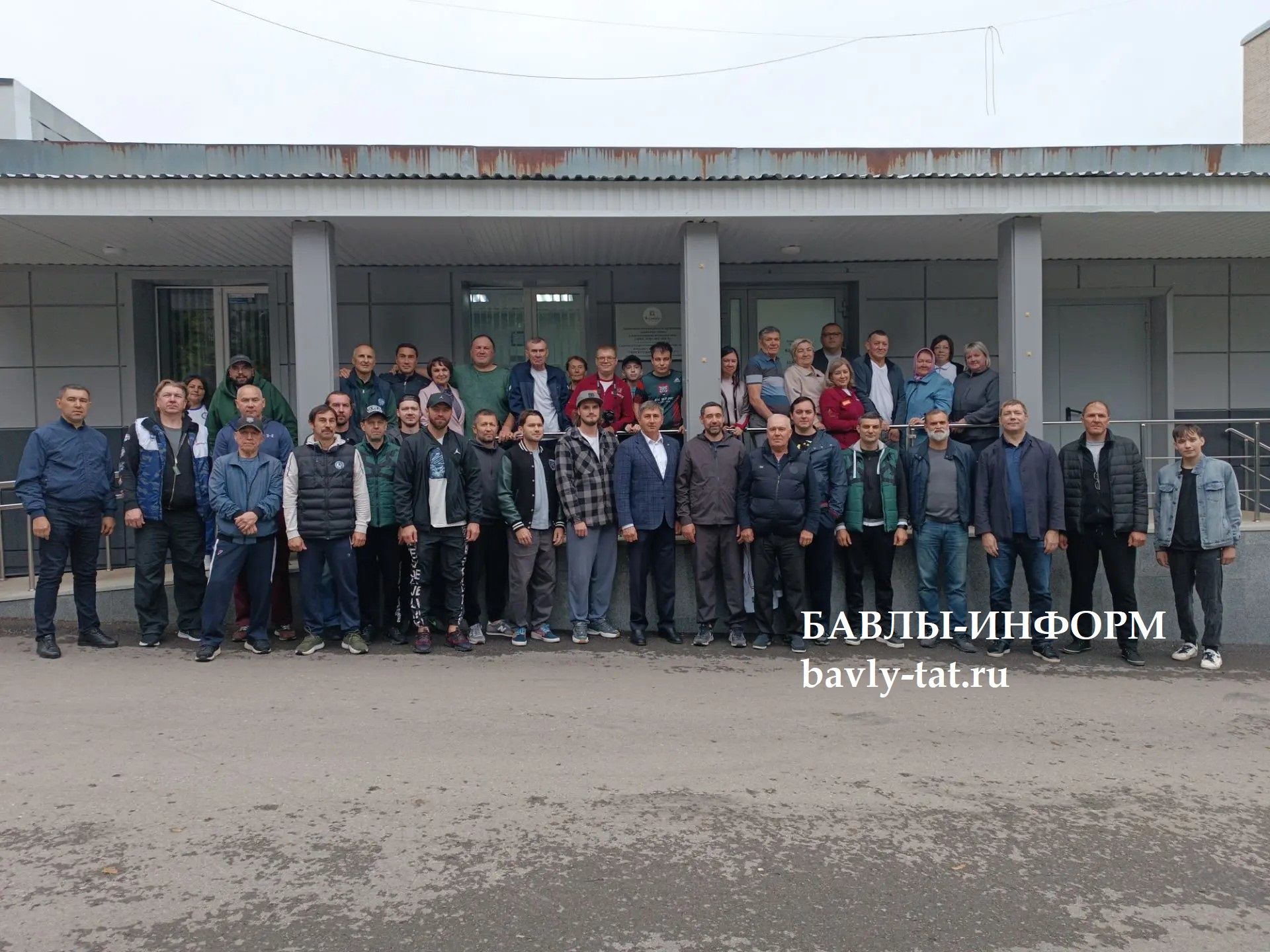 Бавлы встретили хоккейных легенд