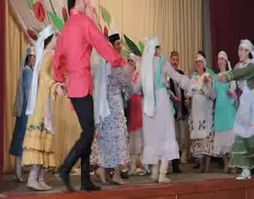 Бавлинцы принимали участников республиканского фестиваля татарского фольклора