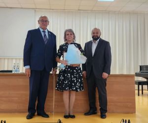 Свидетельства о занесении на Электронную доску почёта РТ вручили жителям Бавлинского района