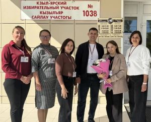 Зампредседателя комиссии отметила день рождения на избирательном участке в Бавлинском районе