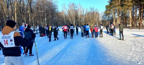 В Бавлах состоялись лыжные гонки среди организаций района