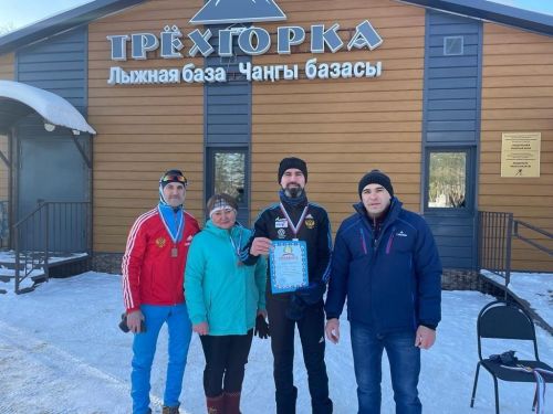 В Бавлах состоялись лыжные гонки среди организаций района