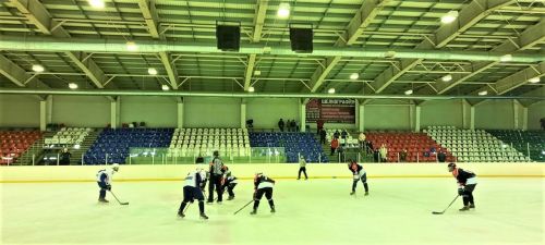 Немного не получилось: Бавлинские хоккеисты уступили нурлатской команде