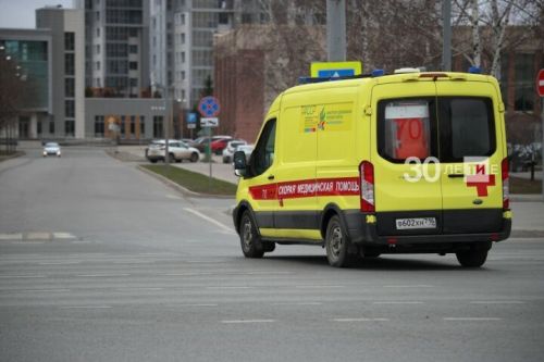 В РТ повысят зарплату водителям скорой помощи
