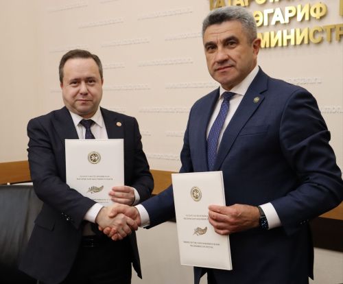 Отделение СФР по Татарстану и Министерство образования и науки республики подписали соглашение об информационном взаимодействии