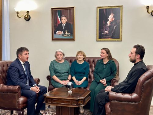 Глава Бавлинского района встретился с настоятелем храма преподобного Серафима Саровского