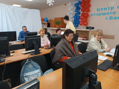 Пожилые бавлинцы обучаются компьютерной грамотности бесплатно