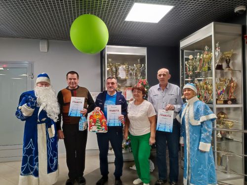 Бавлинцы состязались в новогоднем заплыве