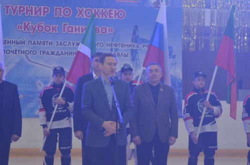 В Бавлах после капитального ремонта открылся ледовый дворец