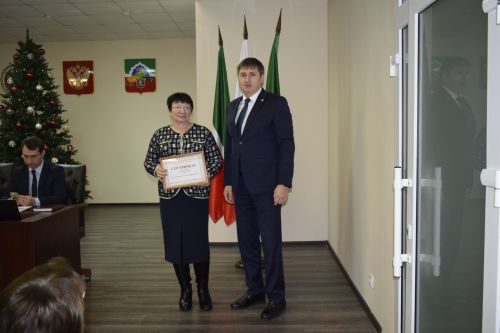 Бавлинские владельцы ЛПХ получили доильные аппараты