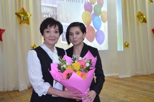 В старейшей школе Бавлов состоялась встреча выпускников